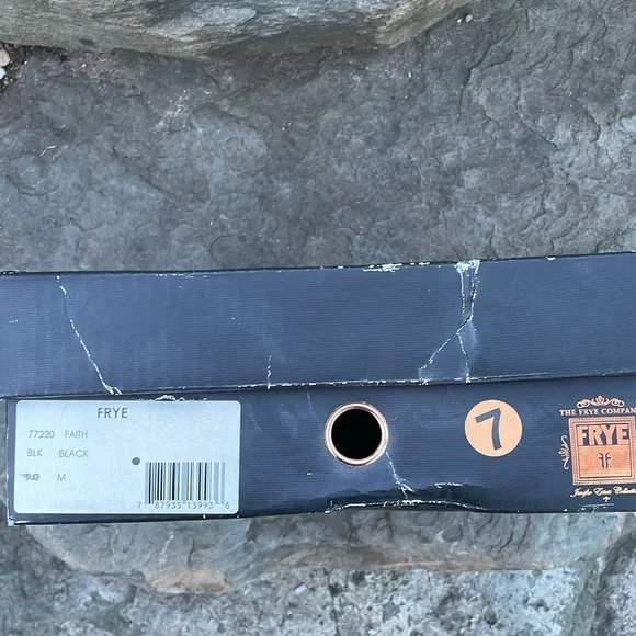 FRYE FAITH BLACK & WHITE LEATHER WOMANS COWBOY BOOTS - 9 - NIB ! 🤠 - Picture 11 of 14